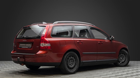Volvo V50 4 of 16