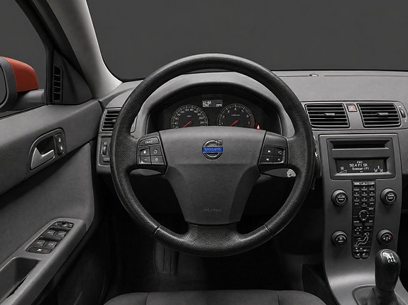 Volvo V50 10 of 16