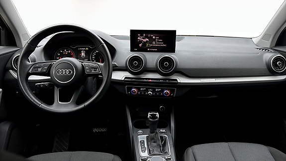 Audi Q2 12 of 15