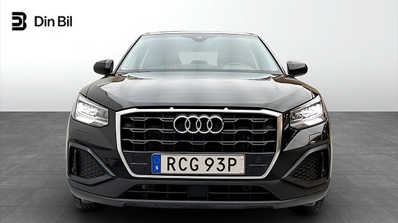 Audi Q2 4 of 15