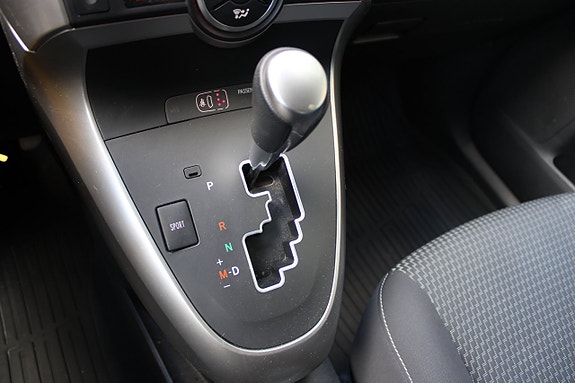 Toyota Verso 11 of 15
