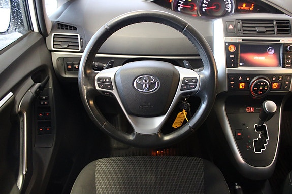 Toyota Verso 8 of 15