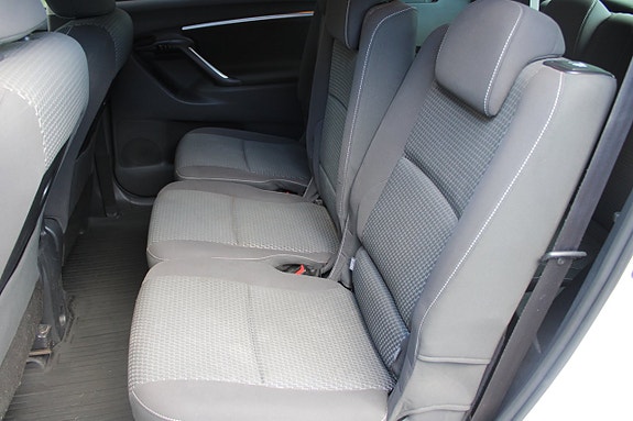Toyota Verso 13 of 15