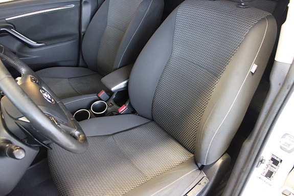 Toyota Verso 7 of 15