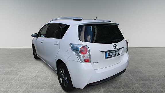 Toyota Verso 4 of 15