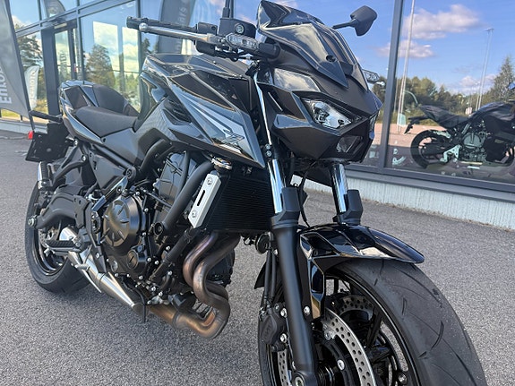 Kawasaki Z650 S Sportpaket 165 mil - Köp Online 10 of 17