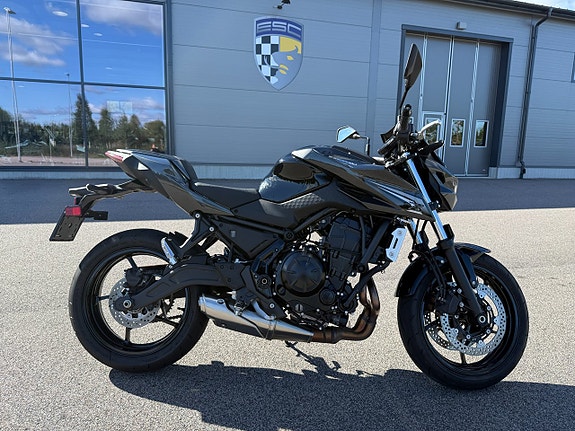Kawasaki Z650 S Sportpaket 165 mil - Köp Online 7 of 17