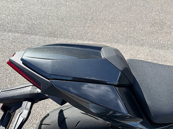 Kawasaki Z650 S Sportpaket 165 mil - Köp Online 13 of 17