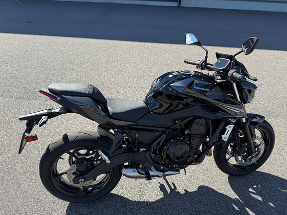 Kawasaki Z650 S Sportpaket 165 mil - Köp Online 4 of 17