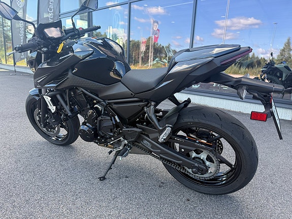 Kawasaki Z650 S Sportpaket 165 mil - Köp Online 11 of 17