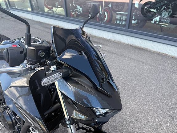 Kawasaki Z650 S Sportpaket 165 mil - Köp Online 16 of 17