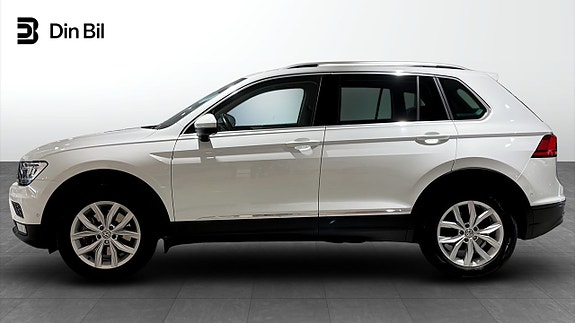 Volkswagen Tiguan 2 of 13