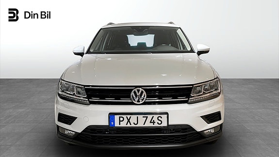 Volkswagen Tiguan 4 of 13