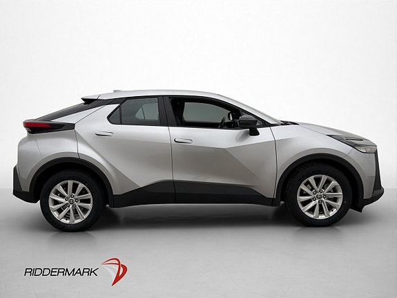 Toyota C-HR 9 of 29