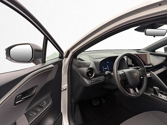 Toyota C-HR 15 of 29