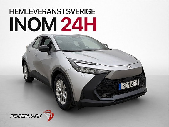 Toyota C-HR 2 of 29