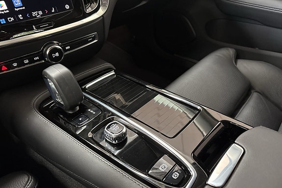 Volvo V60 19 of 23