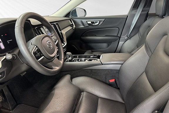 Volvo V60 8 of 23