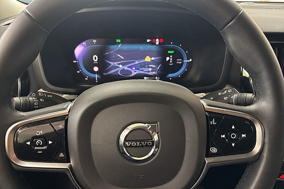 Volvo V60 17 of 23