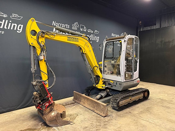 Wacker Neuson EZ38 - CENTRALSMÖRJNING / NYSERVAD 2 of 9