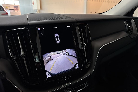 Volvo XC60 19 of 22
