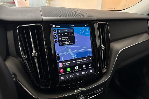 Volvo XC60 15 of 22