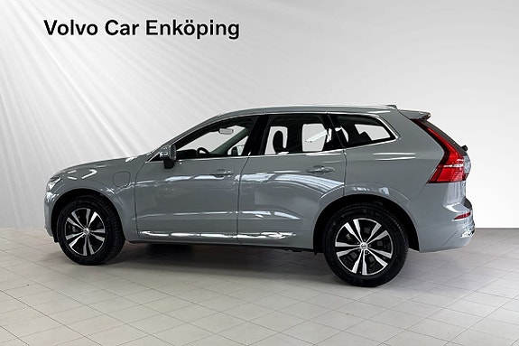 Volvo XC60 3 of 23