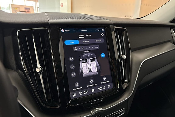 Volvo XC60 20 of 23