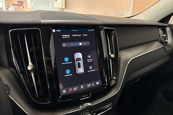 Volvo XC60 19 of 23