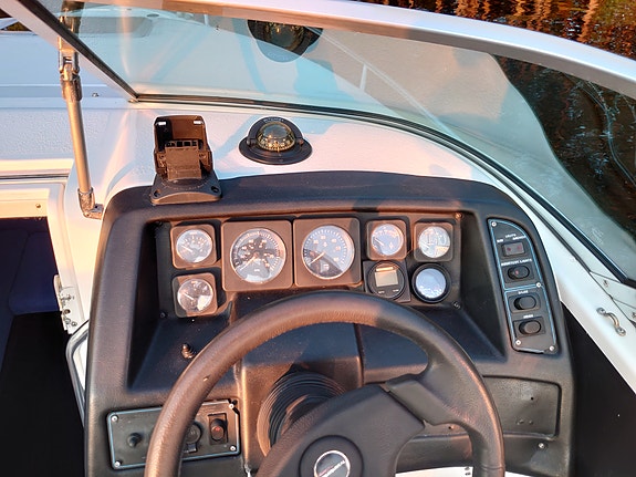 Chaparral 2050 SLC 4 of 8
