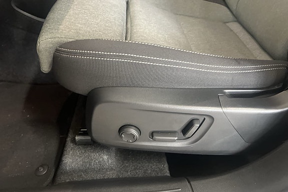 Volvo XC40 19 of 28