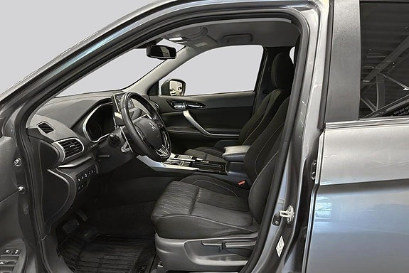 Mitsubishi Eclipse Cross 8 of 15