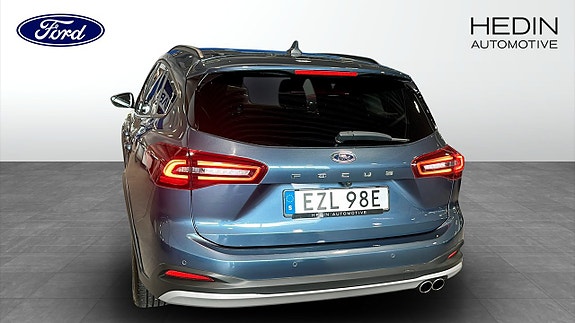 Ford Focus 7 of 18