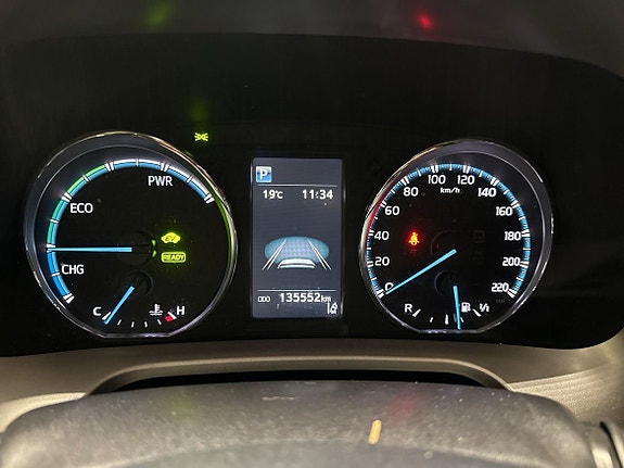 Toyota RAV4 11 of 12