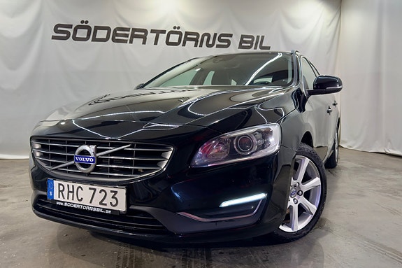 Volvo V60 2 of 25