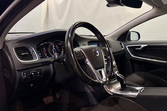 Volvo V60 10 of 25