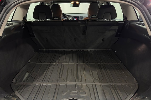 Volvo V60 24 of 25
