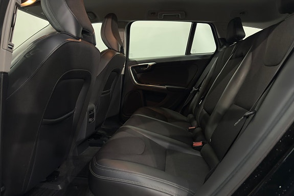 Volvo V60 22 of 25