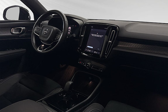 Volvo EX40 10 of 27
