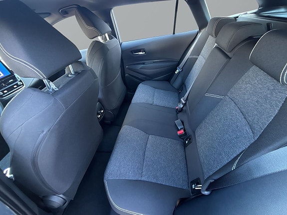 Toyota Corolla 9 of 22