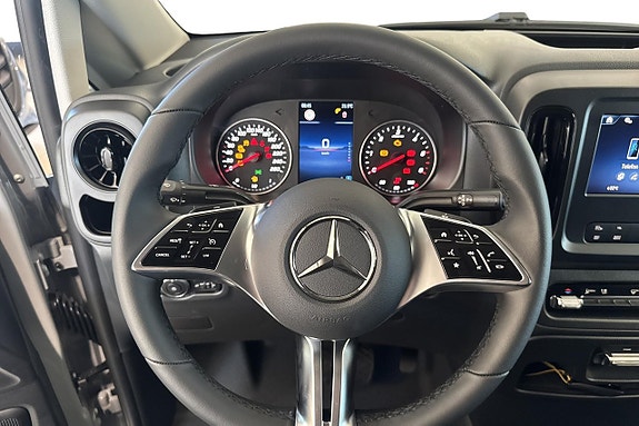 Mercedes-Benz Vito 114 9 of 17