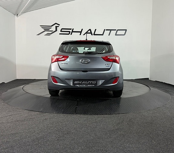 Hyundai i30 6 of 18