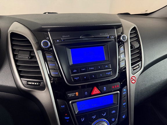 Hyundai i30 14 of 18