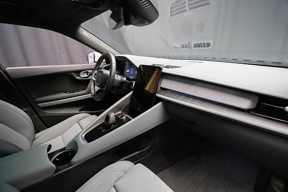 Polestar 2 15 of 23