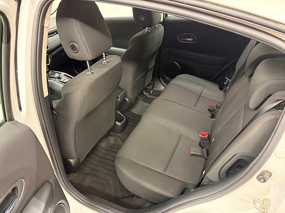 Honda HR-V 5 of 19