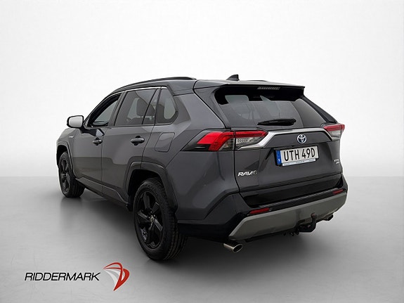 Toyota RAV4 5 of 30