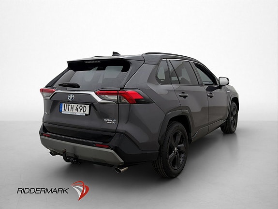 Toyota RAV4 8 of 30