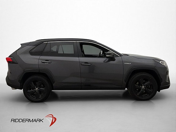 Toyota RAV4 9 of 30