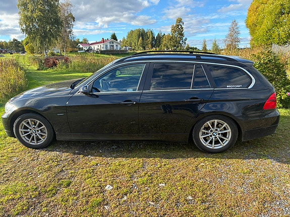 BMW 325i 4 of 9