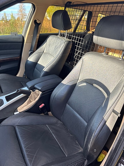BMW 325i 9 of 9